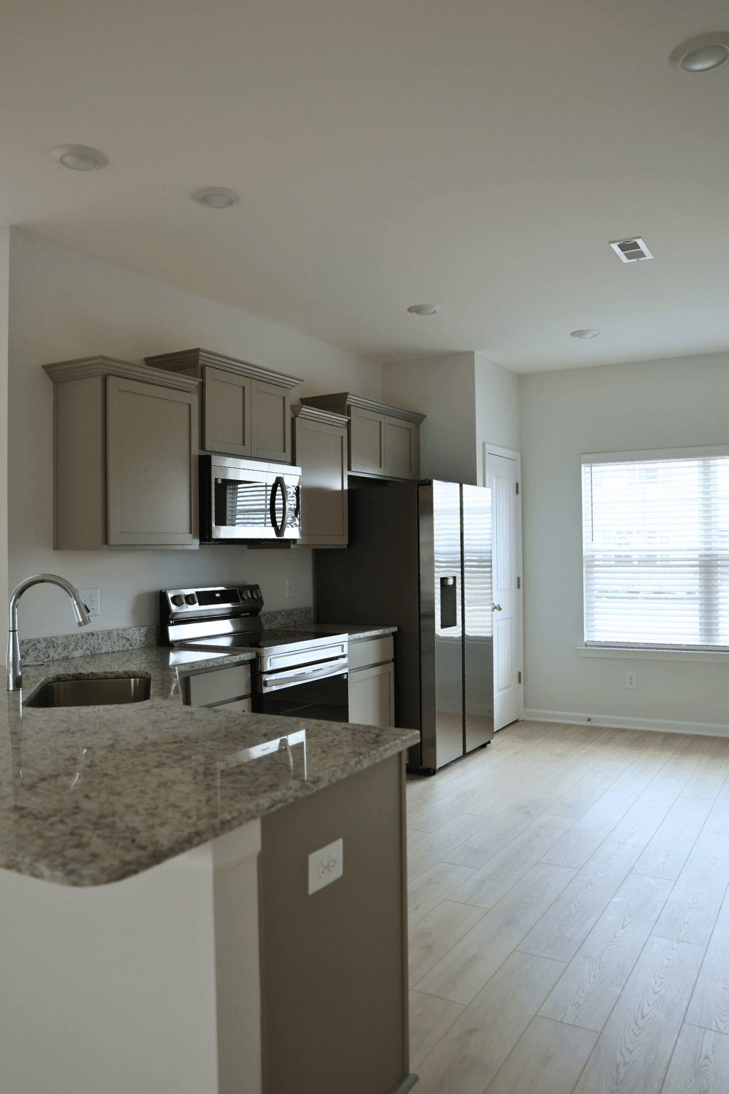 2.2BR Kitchen 3